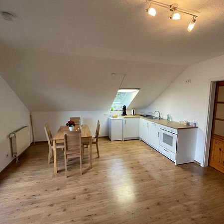 Ferienwohnung An Der Romantischen Strasse Direkt A3 Und A81 Eisingen  Εξωτερικό φωτογραφία